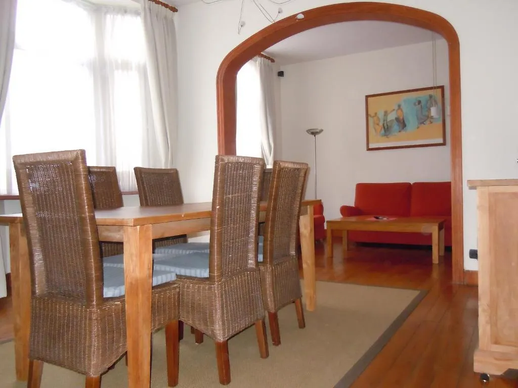 Rooms & Apartments HousingΒρυξέλλες