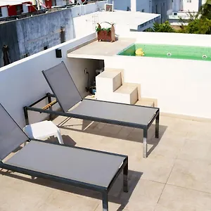 Cómodo Cuarto, Jacuzzi Rooftop, Ac , Cancún México